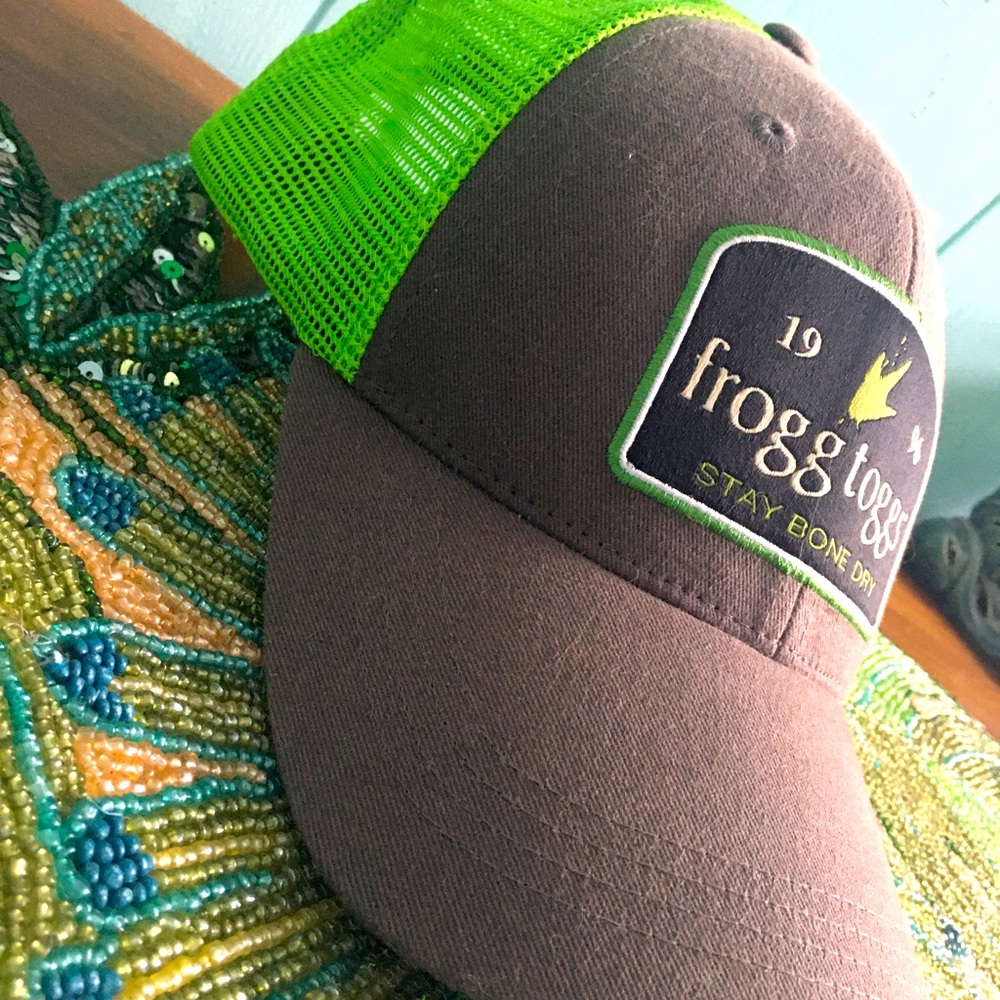 FroggToggs trucker cap
